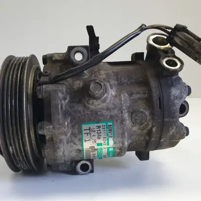 Opel Corsa C 1.4 16V SPRĘŻARKA KLIMATYZACJI 24461719