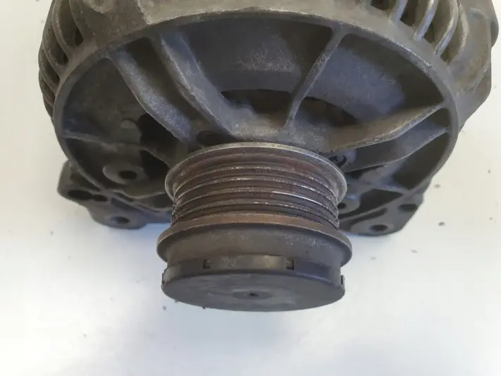 Audi A4 B5 1.9 TDI ALTERNATOR 0123515003 028903028 120A