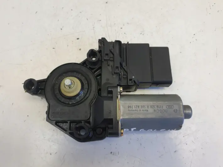 VW Golf IV 5D SILNICZEK SZYBY Prawy tył PASAŻERA