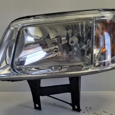 VW Transporter T5 PRZEDNIA LAMPA LEWA lewy przód EUROPA 0301191301