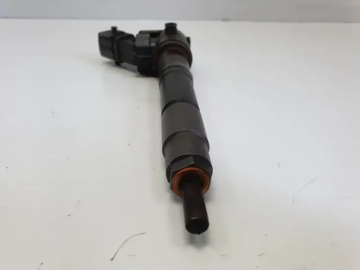 Volvo V70 III XC70 II lift 2.0D D4 WTRYSKIWACZ PALIWA Wtrysk 31405404