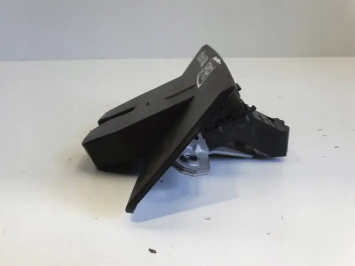 Volvo VOLVO V60 I S60 II ZAMEK KLAPY BAGAŻNIKA 31335045 8N51-F442A66-AC