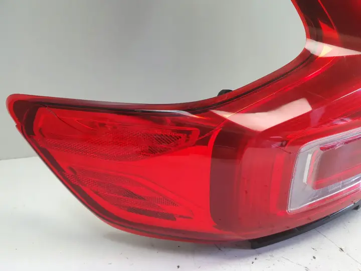 Volvo XC40 TYLNA LAMPA LEWA lewy tył kierowcy Europa 31446790
