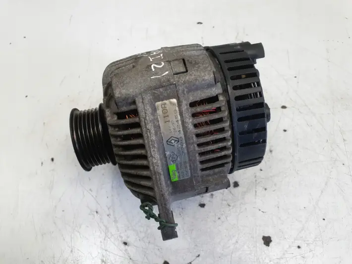 Renault Laguna I 1.8 16V ALTERNATOR 7700424582 valeo 110A