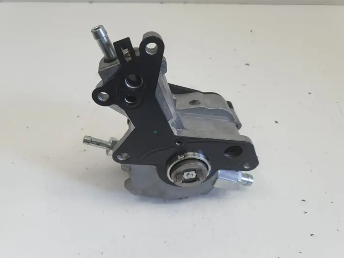 Audi A4 B5 B6 B7 A6 C5 1.9 TDI POMPA VACUM wakum LUK