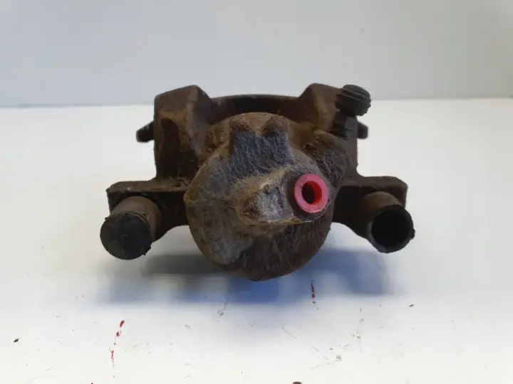 Renault Clio IV PRAWY PRZEDNI ZACISK HAMULCOWY przód pasażera P.P TRW