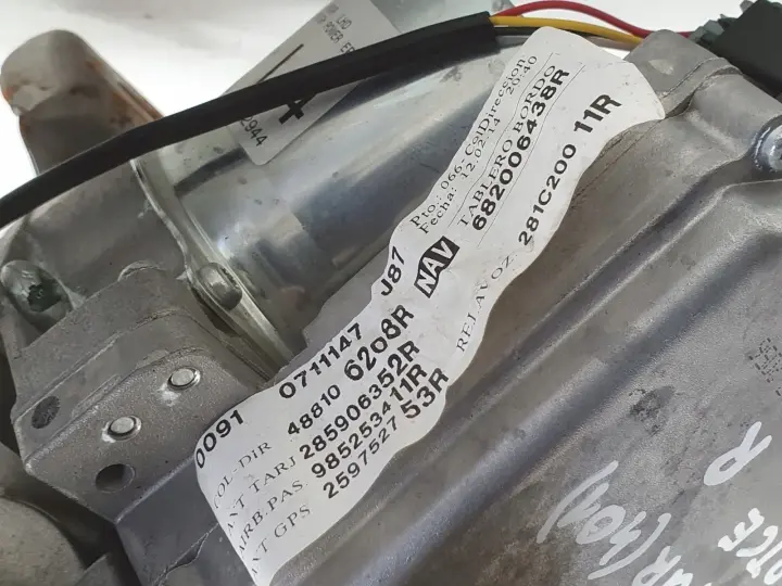 Renault Captur I WSPOMAGANIE ELEKTRYCZNE Kolumna kierownicza 682006438R