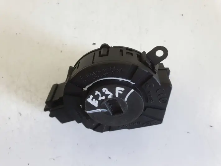 Volvo C30 V50 S40 II STACYJKA 30768036