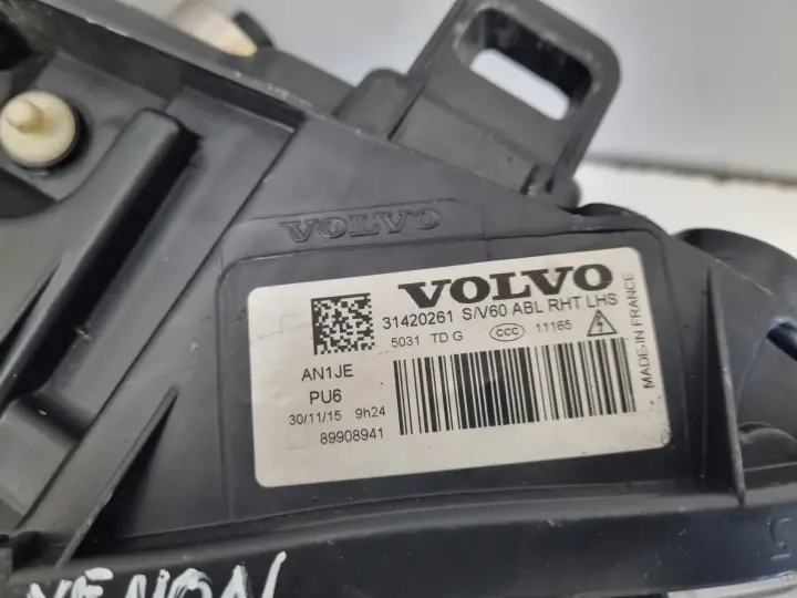 Volvo S60 II V60 LIFT PRZEDNIA LAMPA LEWA lewy przód XENON skrętna 31420261