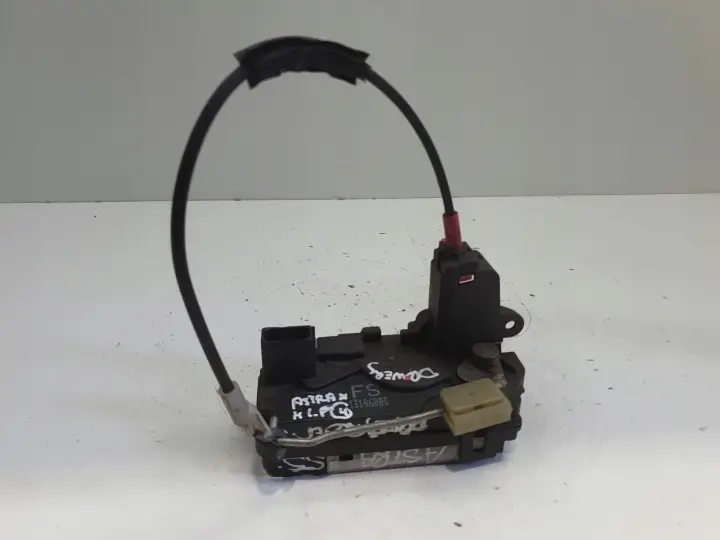 Opel Astra H ZAMEK DRWI Prawy tył pasażera 13106003