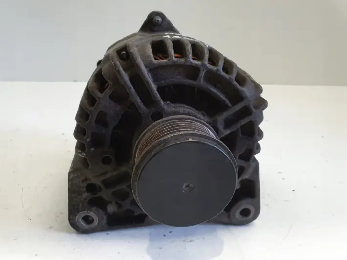 Renault Modus 1.5 DCi ALTERNATOR bosch 0124425071 120A