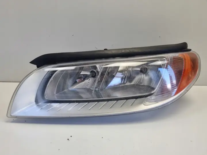 Volvo S80 II V70 III 07-13r PRZEDNIA LAMPA LEWA lewy przód EUROPA 31214351