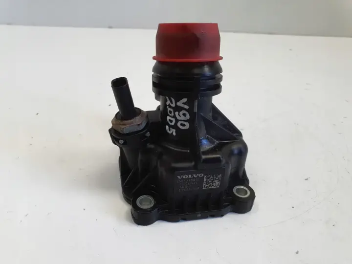 Volvo V90 II S90 2.0 D5 OBUDOWA TERMOSTATU P32263962