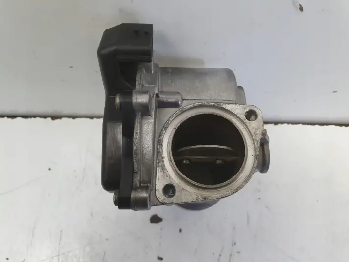 Renault Megane III 1.5 DCI PRZEPUSTNICA 8200614985