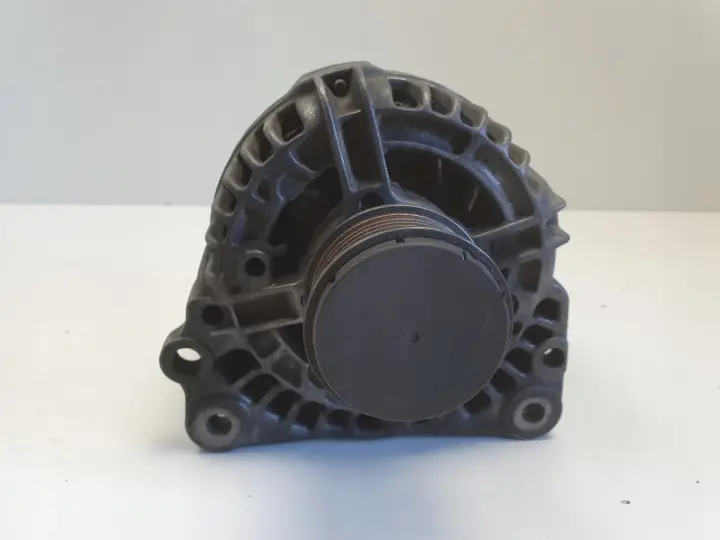 Audi A3 8L Golf IV Seat Leon 1.9 TDI ALTERNATOR 028903028E 90A