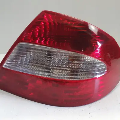 Mercedes CLK W209 C209 A209 lift 05-09 TYLNA LAMPA PRAWA prawy tył pasażera