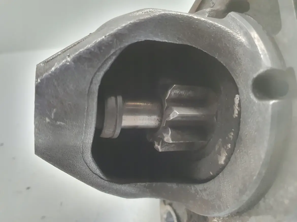Opel Corsa D 1.4 16V ROZRUSZNIK bosch 0001107522