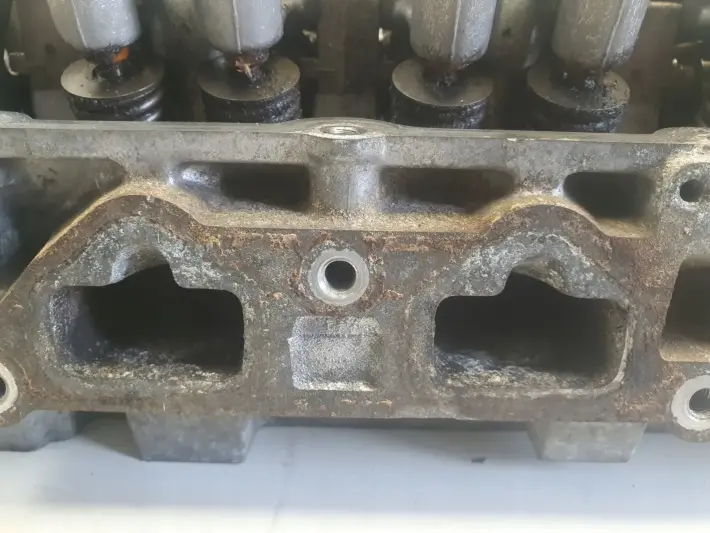 Mini Cooper R50 R53 1.6 16V GŁOWICA CYLINDRÓW 04777751AB