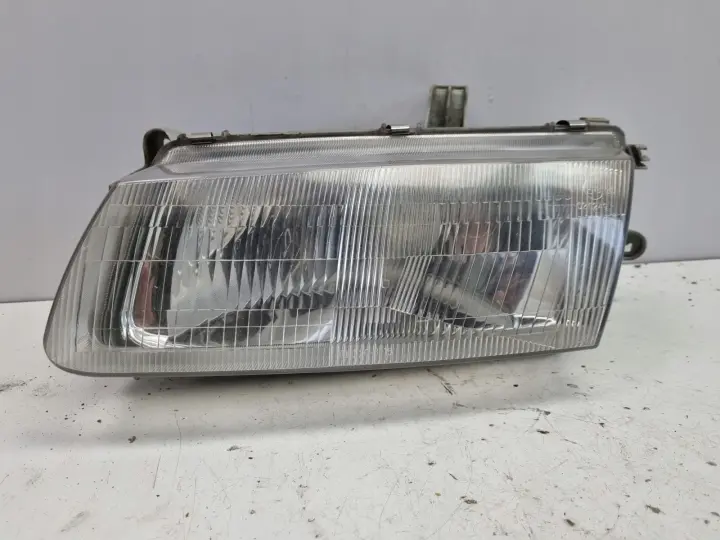 Mazda 323 323C BA PRZEDNIA LAMPA LEWA lewy przód