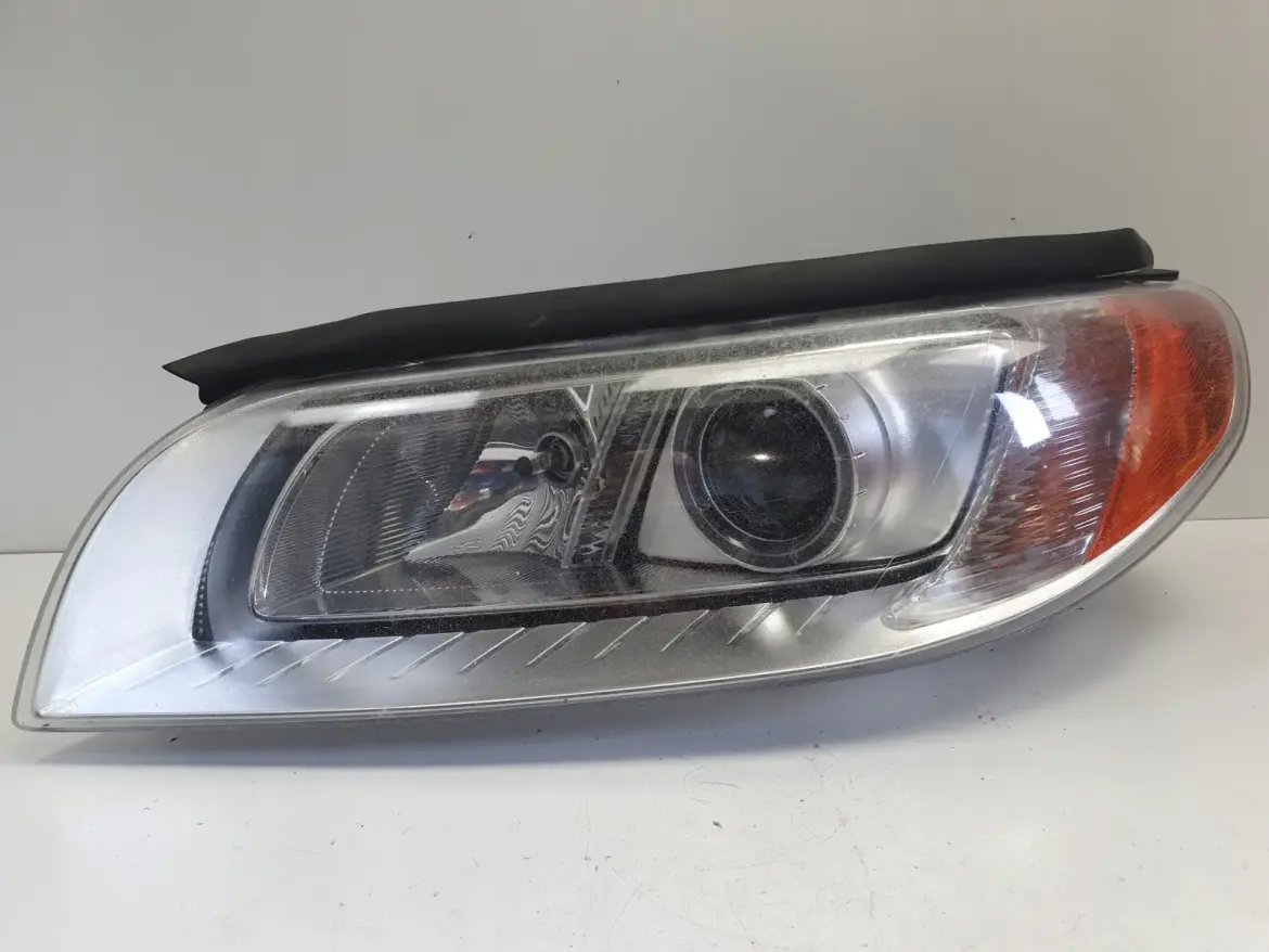 Volvo S80 II V70 III XENON KOMPLET PRZEDNIA LAMPA LEWA lewy przód 31214347