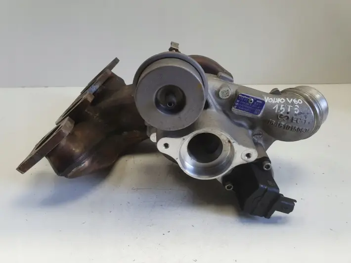 Volvo V40 II 2.0 T4 TURBOSPRĘŻARKA turbo 31441692