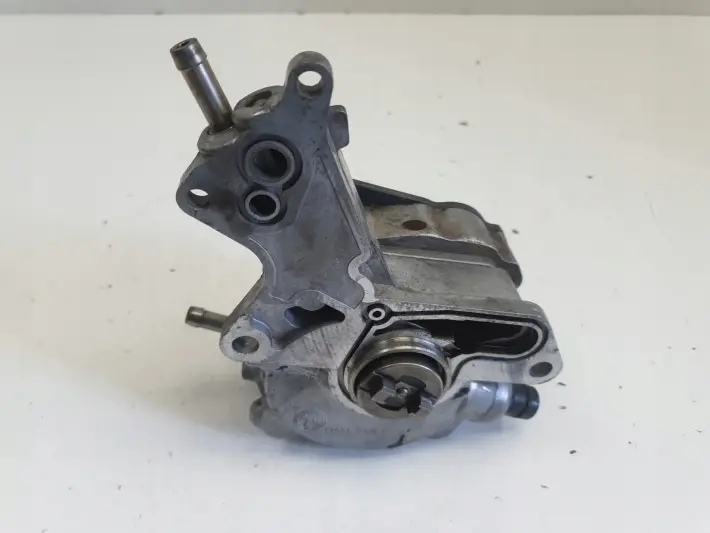 VW Passat B5 1.9 TDI POMPA VACUM wakum 038145209A