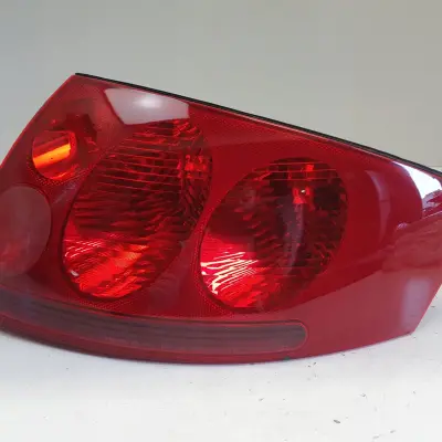 Audi TT 8N TYLNA LAMPA PRAWA prawy tył pasażera