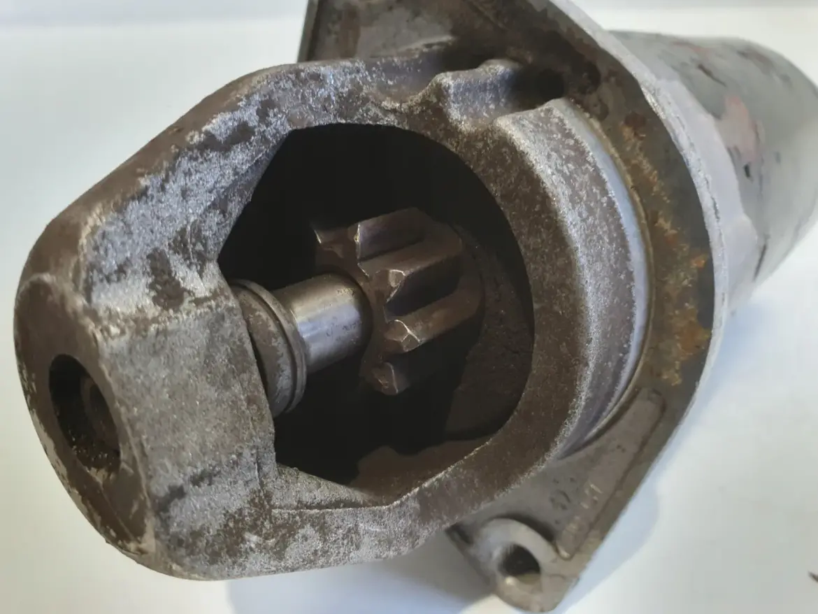 Opel Corsa D 1.3 CDTI ROZRUSZNIK bosch 0001107429