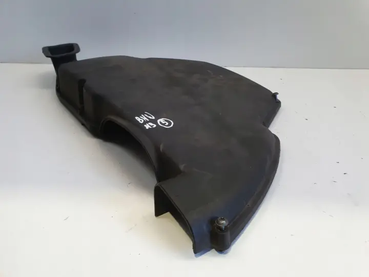 BMW E90 E92 M3 4.0 V8 OBUDOWA pokrywa dolot 70313143