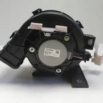Toyota C-HR CHR 1.8 Hybryda WENTYLATOR BATERII Wiatrak dmuchawa G9230-47080