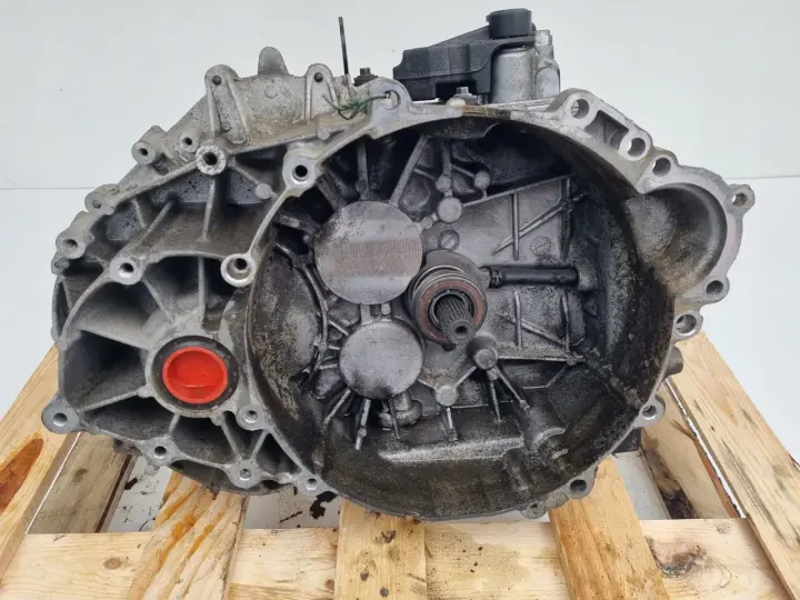 Volvo S60 II V60 2.0 D4 SKRZYNIA BIEGÓW manualna 1285017 BG9R-7002-KA