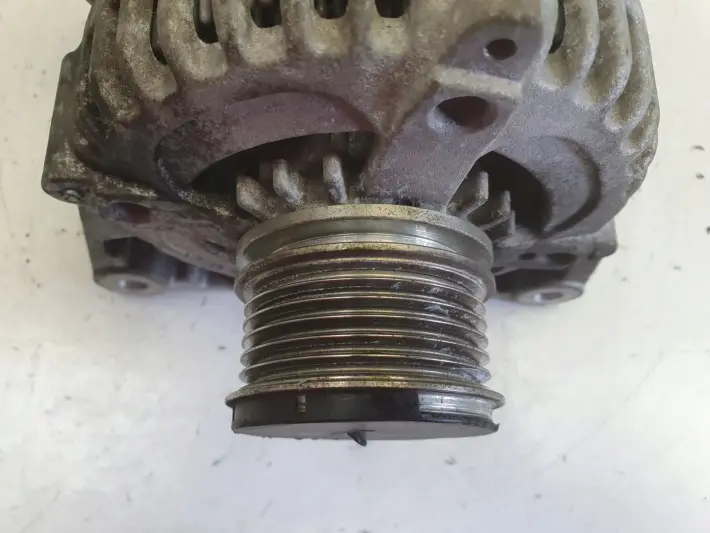 Volvo S40 II V50 2.0 D ALTERNATOR DENSO