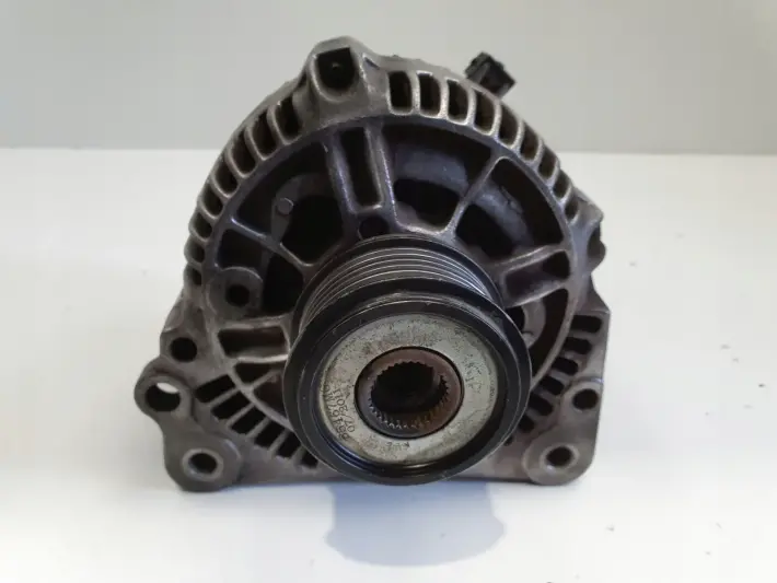 Audi A3 8L Golf IV Seat Leon 1.9 TDI ALTERNATOR 0123310035 038903023G