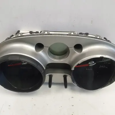 Nissan Qashqai I 1.6 16V LICZNIK ZEGARY Europa