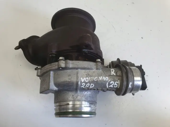 Volvo V40 II 2.0 D3 TURBOSPRĘŻARKA turbo 31380131