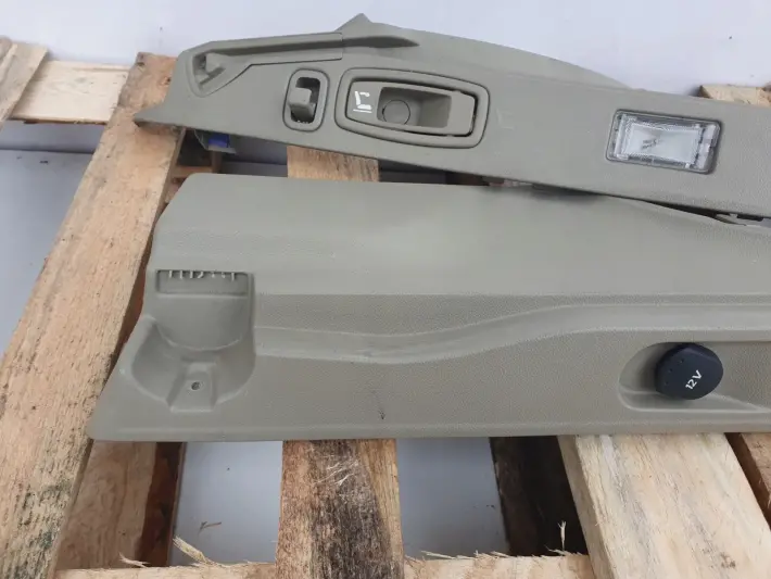 Renault Laguna III kombi OSŁONA BAGAŻNIKA KOMPLET