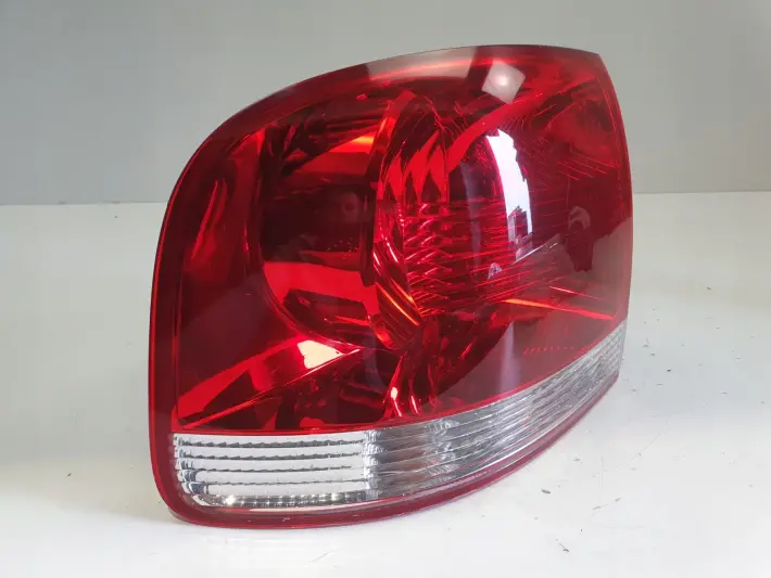 Vw Touareg I 02-06 TYLNA LAMPA LEWA lewy tył kierowcy