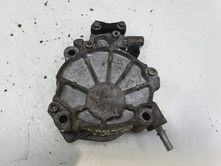 Land Rover Freelander II 2.2 TD4 POMPA VACUM wakum D171B-1A