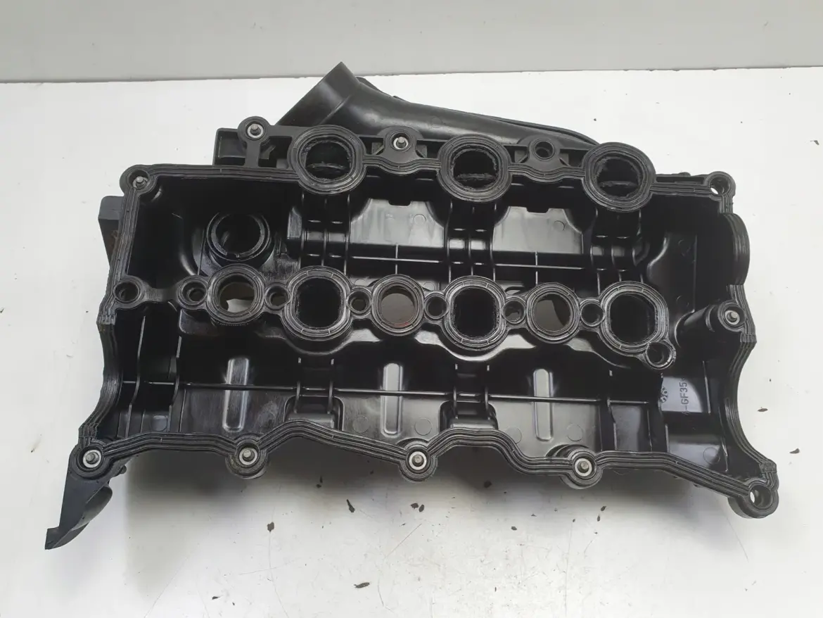 Jaguar XF 2.7 D POKRYWA ZAWORÓW kolektor ssący 4S7Q-9424-KB