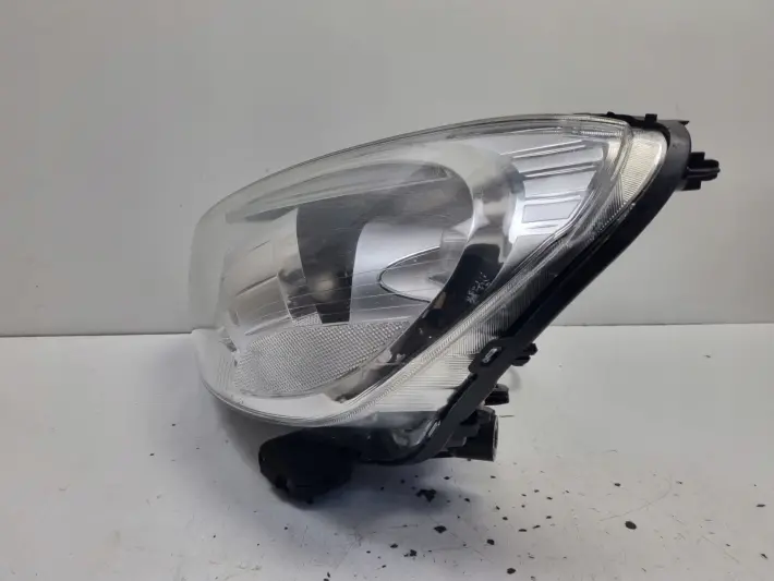 Volvo V60 S60 II PRZEDNIA LAMPA LEWA lewy przód XENON 31299990