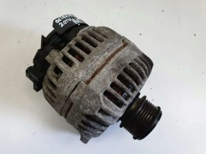 Skoda Octavia II 2.0 TDI ALTERNATOR bosch 06F903023F 140A