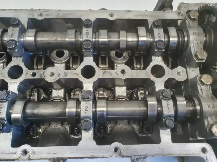 SsangYong Korando III 2.0 D XDI GŁOWICA CYLINDRÓW A6710160201