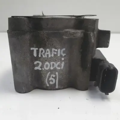 Renault Trafic II 2.0 DCI PODSTAWA ZAWORU EGR łącznik 8201001358