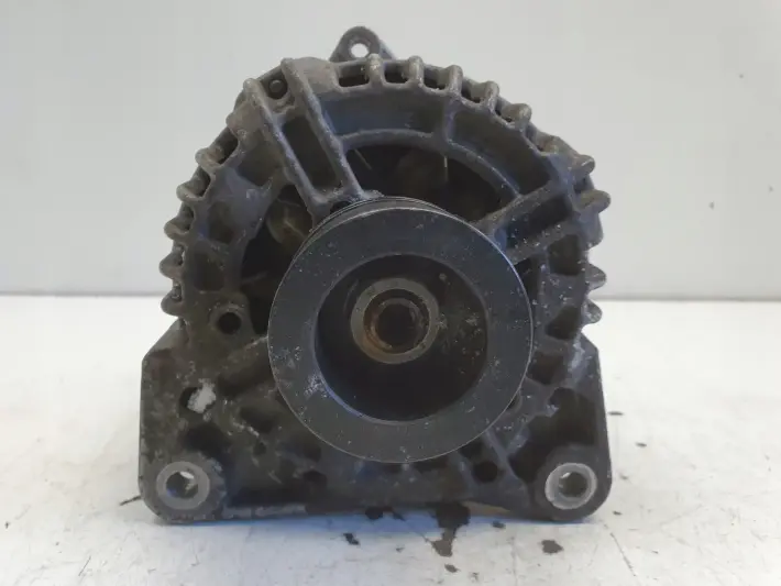 Renault Megane III 1.6 16V ALTERNATOR 0124425070 bosch 120A