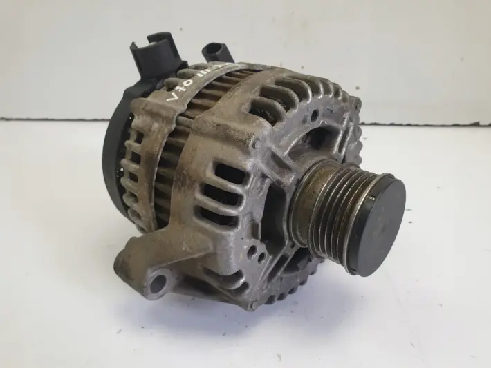 Volvo V70 III 2.5 T ALTERNATOR 0121615005 150A