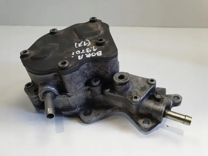 VW Golf IV Bora 1.9 TDI POMPA VACUM wakum 038145209E