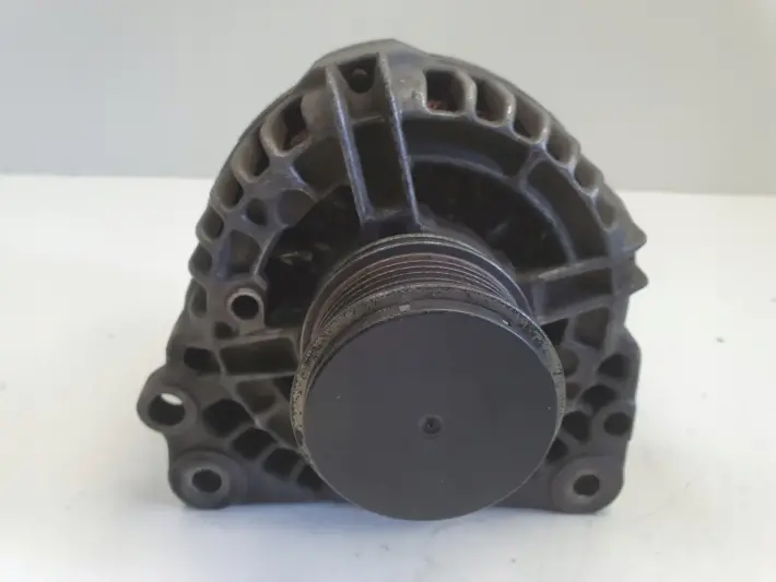 VW Polo IV 1.4 TDI ALTERNATOR bosch 045903023 90A