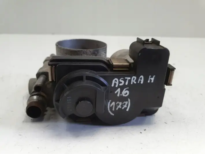 Opel Astra III H 1.6 16V PRZEPUSTNICA 55559227