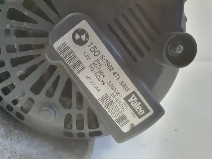 BMW E87 E90 E91 2.0 D ALTERNATOR valeo 7802471