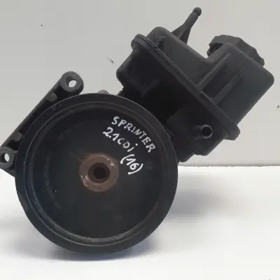 Mercedes Sprinter 906 2.2 CDI POMPA WSPOMAGANIA A0064667801